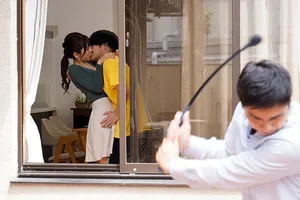 Gã chồng chán ông chồng chê, người vợ trẻ tìm đến cậu trai nhà bên để thỏa mãn