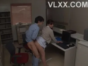 Học sinh nữ cho anh gia sư xxx để đổi lấy 4 buổi học miễn phí