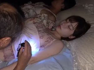 Rủ nhỏ lớp trưởng dâm ngầm đến nhà bú chim